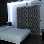 Hotell New Heaven 4*