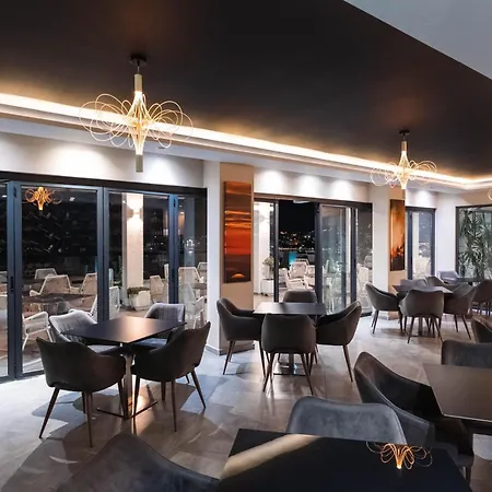 New Heaven Hotell 4*