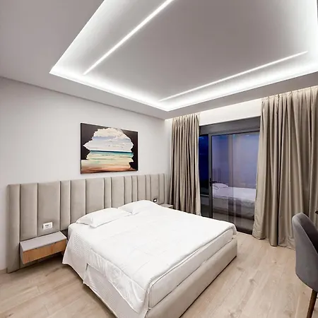 New Heaven Hotell Sarandë